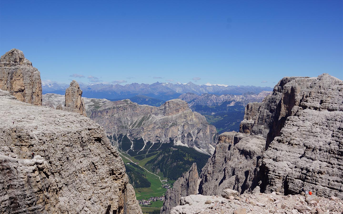 View from the Mezdi valley (Gruppo Sella) in summer